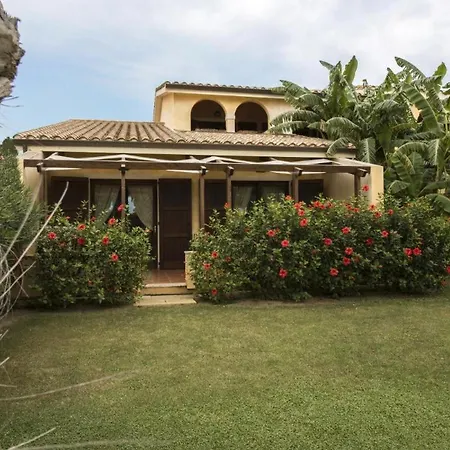Tranquil Lantana 15km From Nora Apartment Pula