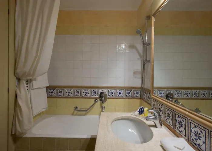 Апартаменты Tranquil Lantana And 1-2km From Nora *